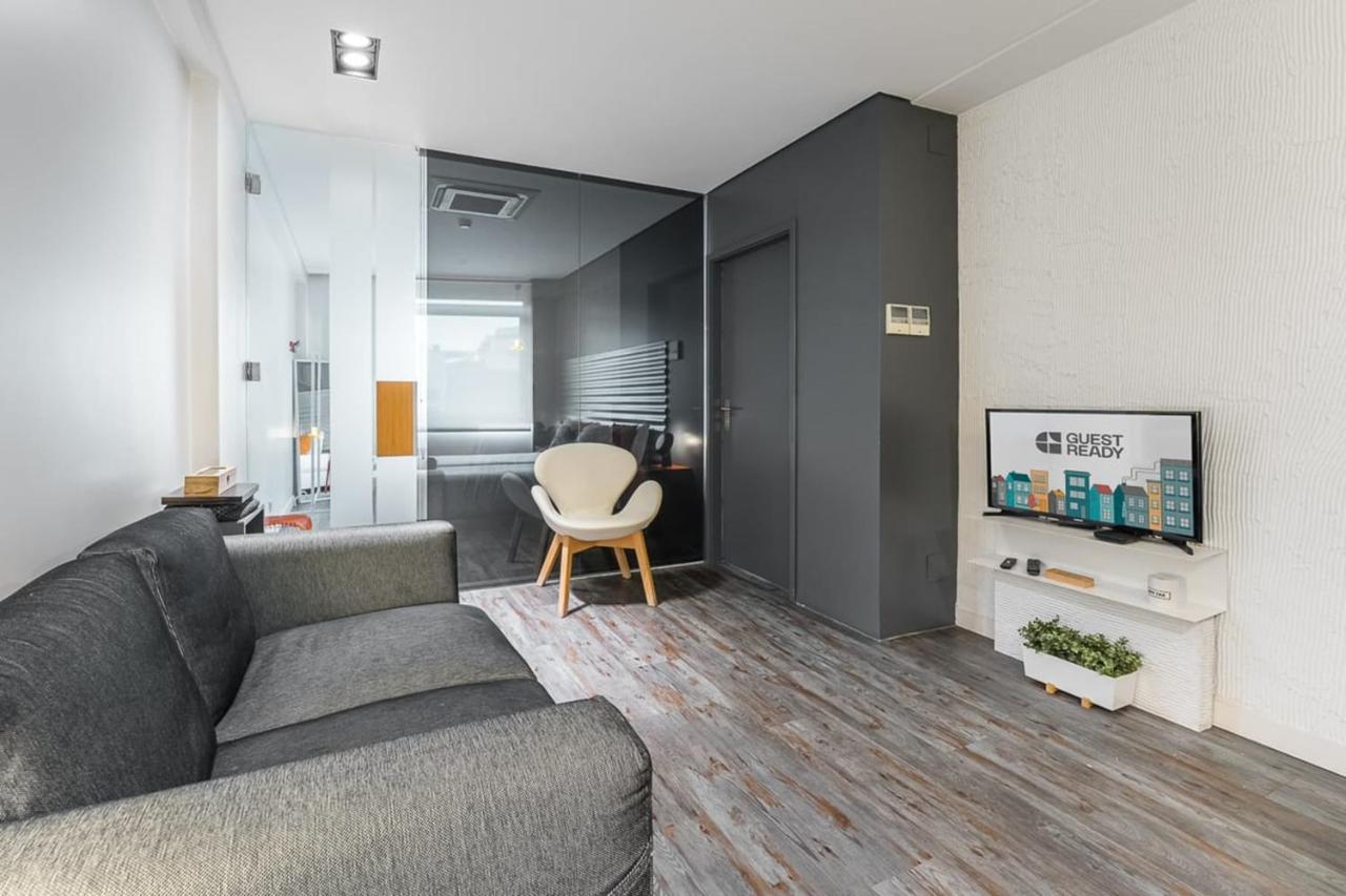 Guestready - A Polished Retreat Near St Catarina Apartment Porto Bagian luar foto