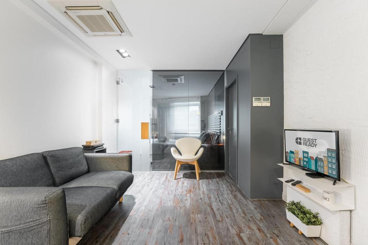 Guestready - A Polished Retreat Near St Catarina Apartment Porto Bagian luar foto